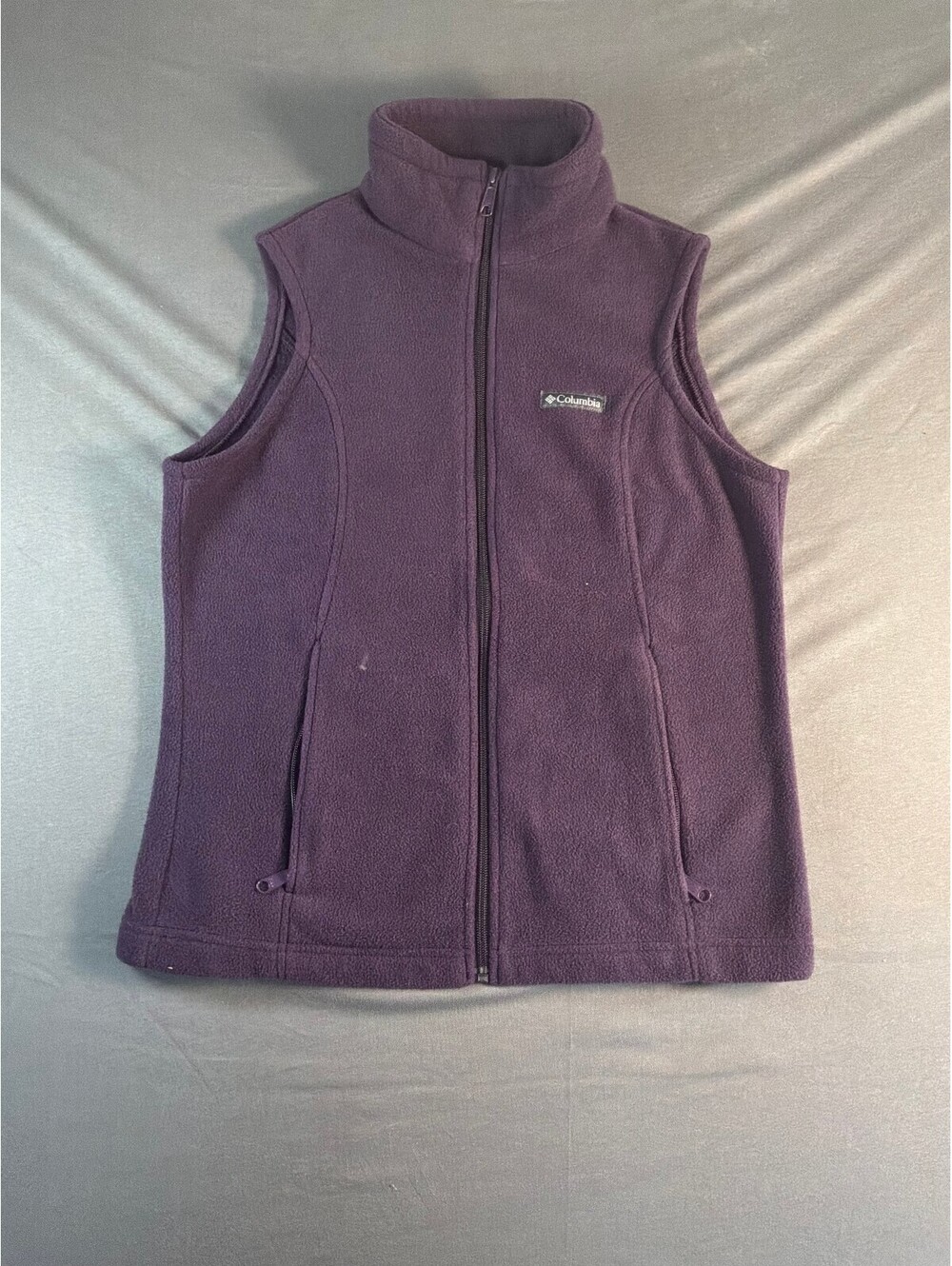 Columbia Women's Medium Purple Fleece Vest with Zip Pockets